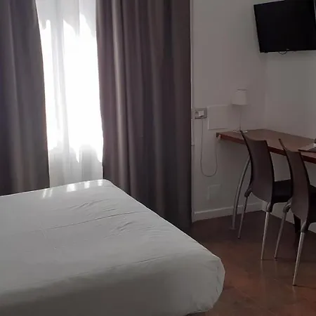 The Originals City, Gare