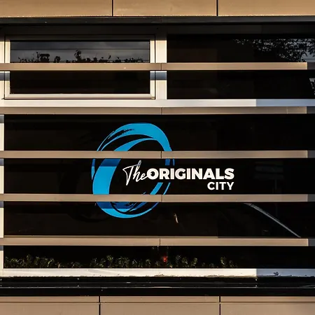 Hotel The Originals City, Gare