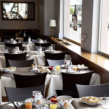 The Originals City, Gare Готель