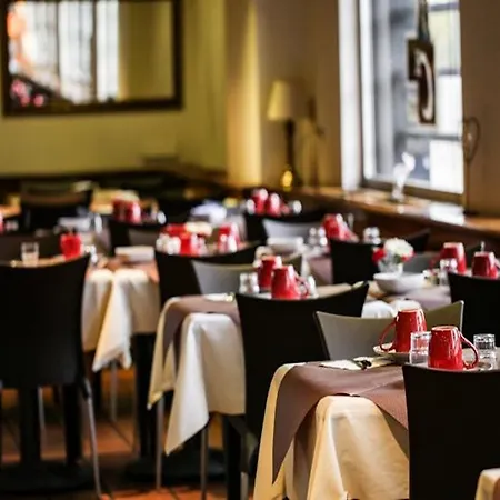 Hotel The Originals City, Gare 3*