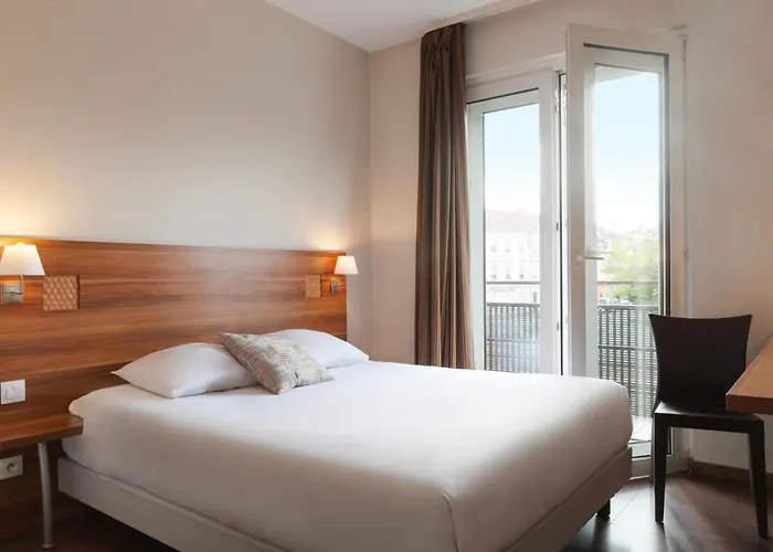 Hotel The Originals City, Gare 3*