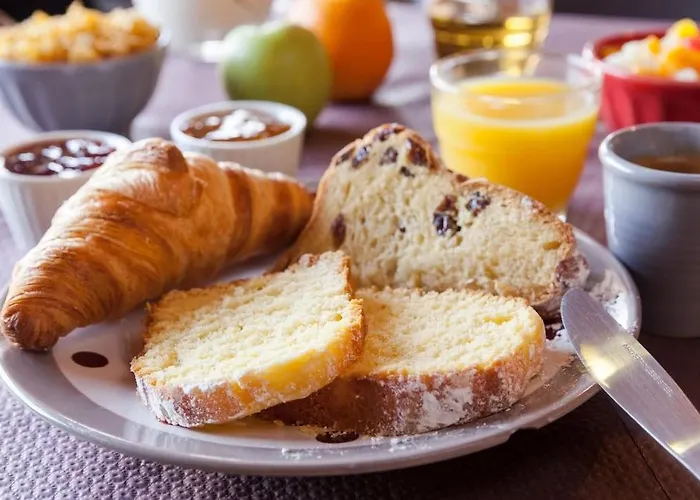 فندق The Originals City, Gare