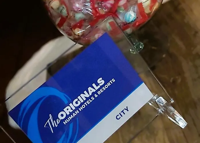 Hotel The Originals City, Gare