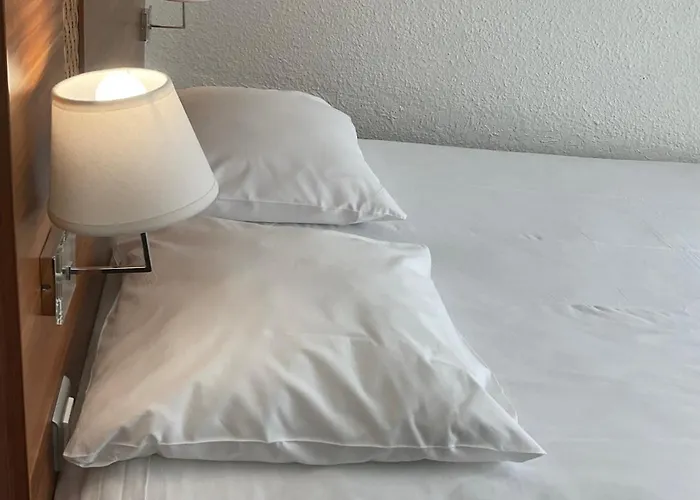 فندق The Originals City, Gare